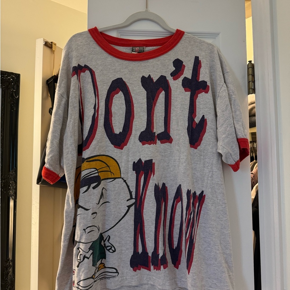Gray and Red Graphic T-Shirt